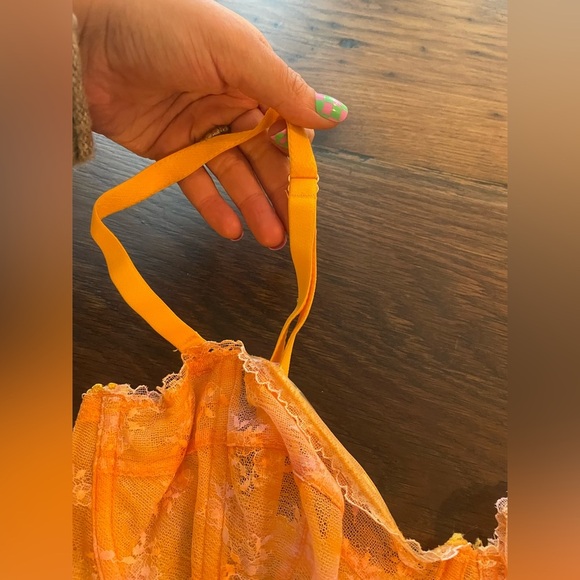 Savage X Fenty Orange and Pink Lacey Bra - Picture 3 of 6